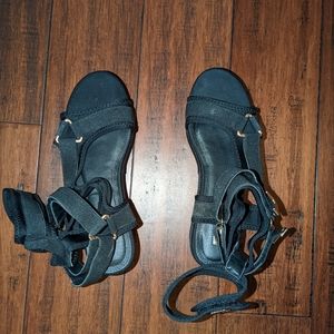 Women's Black Platform Sandals - Size 7.5